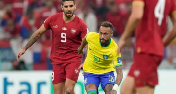 Neymar e Danilo não jogam mais pela Seleção na primeira fase da Copa do Mundo