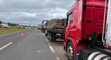 Caminhoneiros mantêm paralisação na Castelinho em Botucatu nesta terça-feira, 01