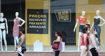 Procon-SP recebe 900 reclamações sobre compras na Black Friday