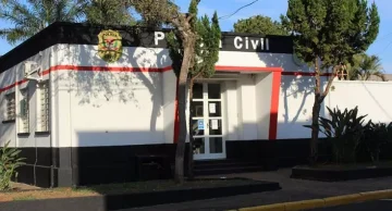 Menina de 10 anos fere a mão após disparo acidental com arma do pai em Lençóis Paulista