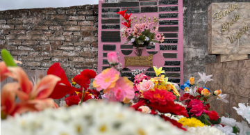 Devoção e fé: túmulo de Anna Rosa é o mais visitado no feriado de Finados em Botucatu