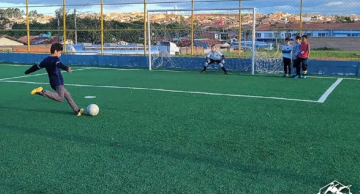 Projeto ‘Escola com Bola’ deve ampliar vagas para 2023 em Botucatu