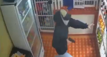 Homem rouba quase R$ 1 mil em bebidas de estabelecimento em Botucatu