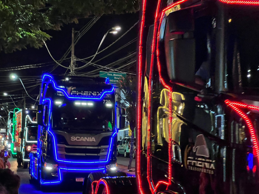 Brinquedo Infantil Tenda Pano de Bombeiros Carro de Polícia Ônibus