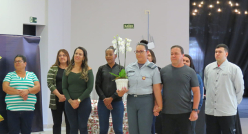 Polícia Militar faz emocionante premiação para o ‘PM do Ano’ em Botucatu