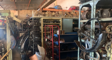 Operação policial vistoria desmanches de veículos em Botucatu