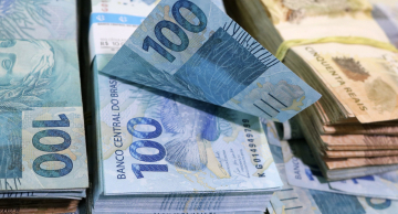 Câmara aprova aumento para presidente, ministros e parlamentares