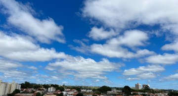 Semana começa com calor e possibilidade de pancadas de chuva ao longo do dia em Botucatu, indica previsão