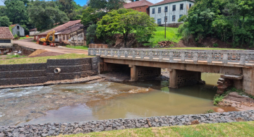 Ponte do Lageado em Botucatu está em fase final de reconstrução e deve ser liberada em breve