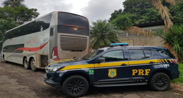 Ônibus de Botucatu que levou manifestantes para Brasília é apreendido pela Polícia Rodoviária Federal
