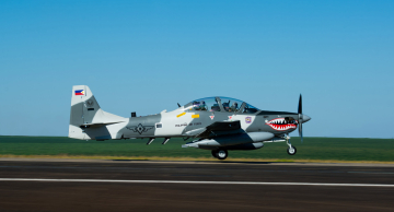 Embraer e a Força Aérea das Filipinas assinam contrato de serviços para o A-29 Super Tucano