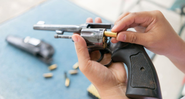 Homem é preso após atirar em duas mulheres em Areiópolis