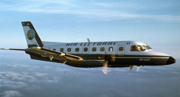 Avião Bandeirante, da Embraer, completa 50 anos em operação