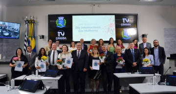 Câmara aprova cinco projetos em sessão com homenagem ao Dia da Mulher