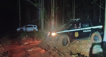 Duas mulheres são presas em flagrante durante tentativa de furto de trilhos de trem em Itatinga