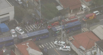 Professora morre e outras ficam feridas em ataque à escola estadual em SP