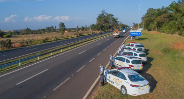 Mais de 1,9 milhão de veículos devem circular pelas estradas paulistas no feriado