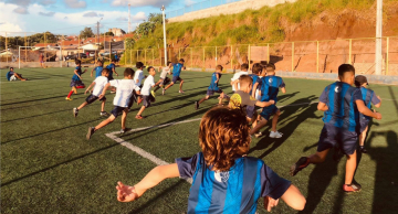 Projeto Escola com Bola comemora um ano de atividades, com mais de mil alunos inscritos