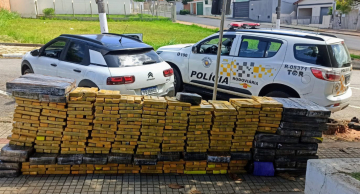 TOR apreende uma tonelada de maconha em carro roubado na região