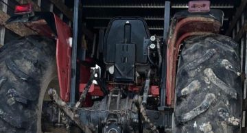 Polícia Civil recupera tratores roubados de fazenda na região de Botucatu