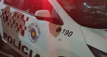 Mulher é presa após tentar matar o próprio marido em Areiópolis, informa a PM