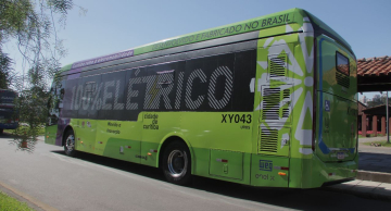 Caio, Eletra e Weg apresentam ônibus elétrico em Curitiba