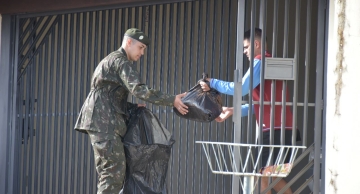 Fundo Social realiza coleta porta a porta da Campanha do Agasalho neste sábado em Botucatu