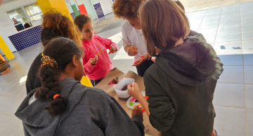 Alunos de escolas municipais participaram de oficina de fósseis do Serviço Geológico do Brasil