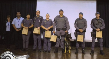 Polícia Militar faz palestra sobre prevenção ao uso de drogas para alunos do La Salle