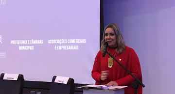 Patrícia Dias é reeleita diretora do Ciesp Botucatu Patrícia Dias é reeleita diretora do Ciesp Botucatu