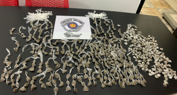 PM encontra 726 porções de drogas em apartamento que era locado para o crime na Vila Jardim