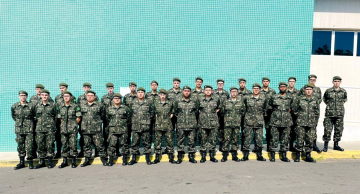 Atiradores do Tiro de Guerra de Avaré realizam doação de sangue no Hemocentro em Botucatu