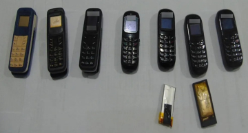 Detento fica um mês com celular no estômago e precisa ser internado para expelir aparelho