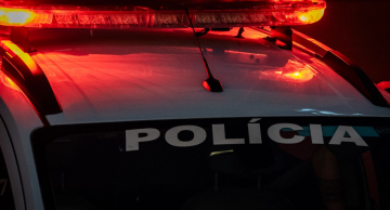 Homem é preso suspeito de assassinar a facadas o próprio irmão em Anhembi Homem é preso suspeito de assassinar a facadas o próprio irmão em Anhembi