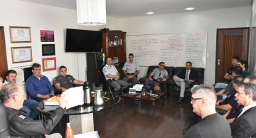 Reunião na Prefeitura discute aumento do efetivo da Guarda Municipal de Botucatu