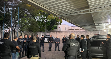 Operação policial prende 6 pessoas e recolhe veículos em Botucatu