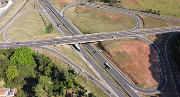 Estimativa aponta que 319 mil veículos devem passar pela Rondon em Botucatu no feriado