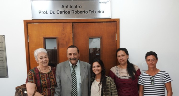 Anfiteatro do Cempas/Unesp em Botucatu recebe o nome do professor Carlos Teixeira