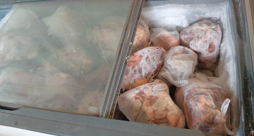 Operação apreende 200 kg de carne bovina imprópria para consumo e interdita abate clandestino em Itatinga