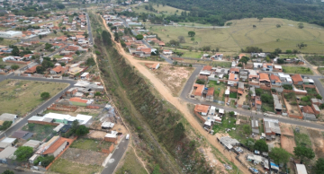 Prefeitura anuncia que Rubião Júnior chega a 100% de pavimentação