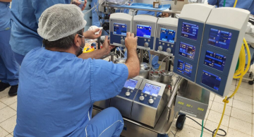 HCFMB é o primeiro hospital público do Estado a receber novo equipamento cirúrgico