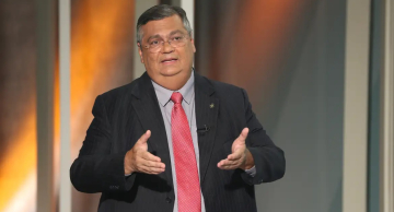 Lula indica ministro da Justiça Flávio Dino para vaga no Supremo