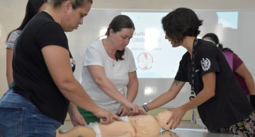 Botucatu capacita profissionais da Educação em primeiros socorros