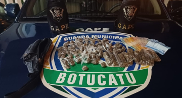 Adolescente é flagrado vendendo drogas no Cachoeirinha 1, diz GCM