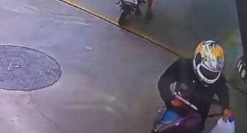 Polícia apreende adolescente que atirou em frentista durante roubo contra posto de combustível em Botucatu Polícia apreende adolescente que atirou em frentista durante roubo contra posto de combustível em Botucatu