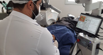 HC de Botucatu realiza primeiro procedimento cirúrgico com novo aparelho oftalmológico