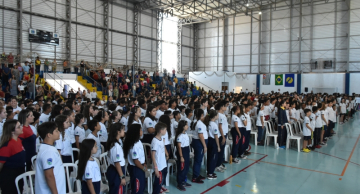 Patrulha da Paz realiza formatura e premia os destaques de 2023 em Botucatu