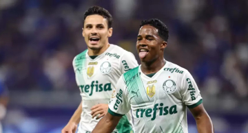 Palmeiras empata com o Cruzeiro e é campeão Brasileiro