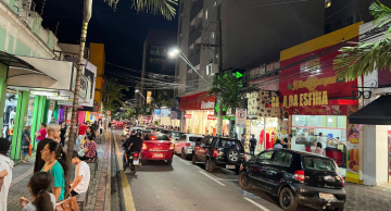 Horário noturno do comércio de Botucatu termina nesta segunda (23)