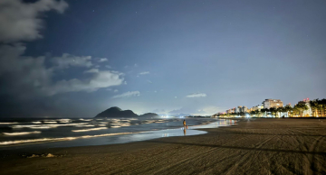 Litoral de São Paulo tem 22 praias impróprias para banho, diz último relatório da Cetesb